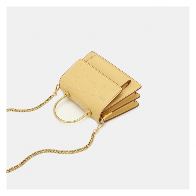 borse a tracolla personalizzate colore giallo moda 2020 con manico in metallo 
