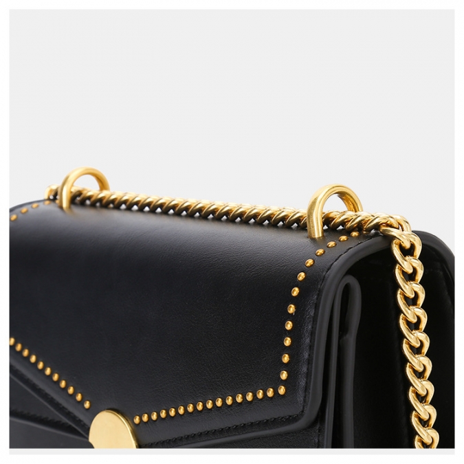 borsa a tracolla con catena vintage 2020 personalizzata con borchie 